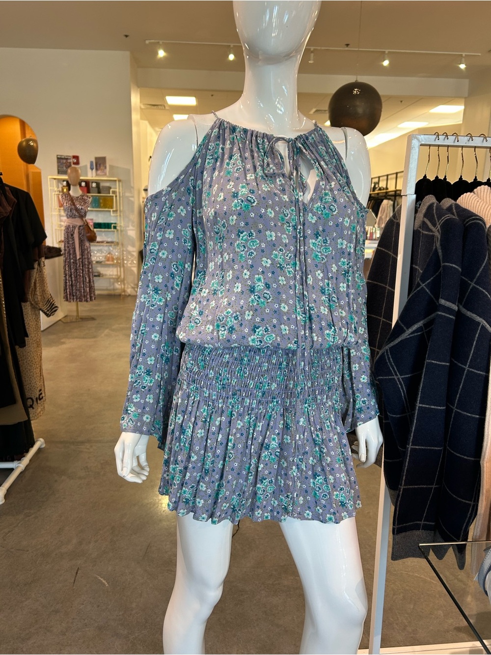 Blu Moon Cold-Shoulder Floral Mini Dress in Lavender sz S